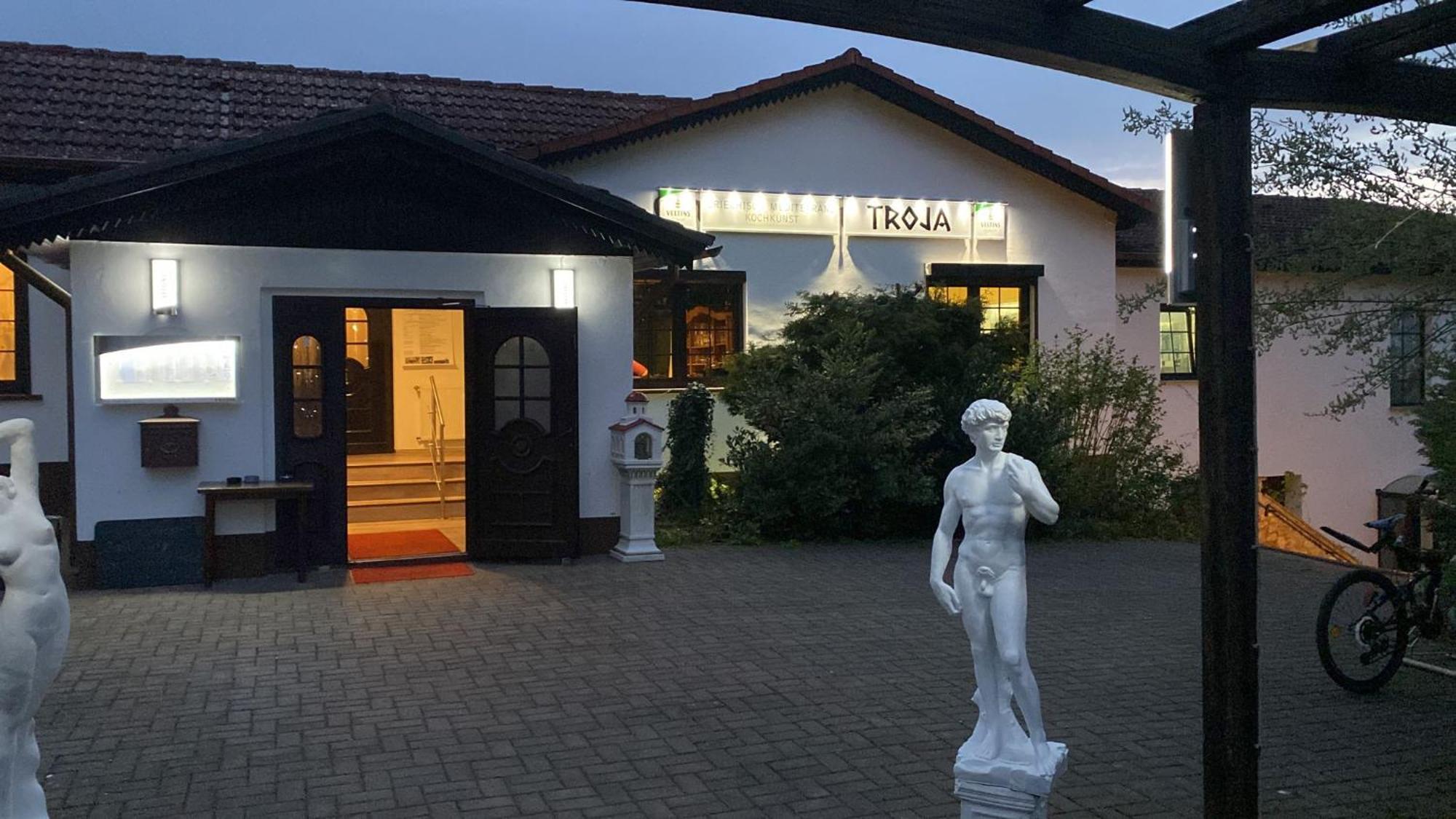 Motel Zur Festwiese Gierstädt Екстериор снимка